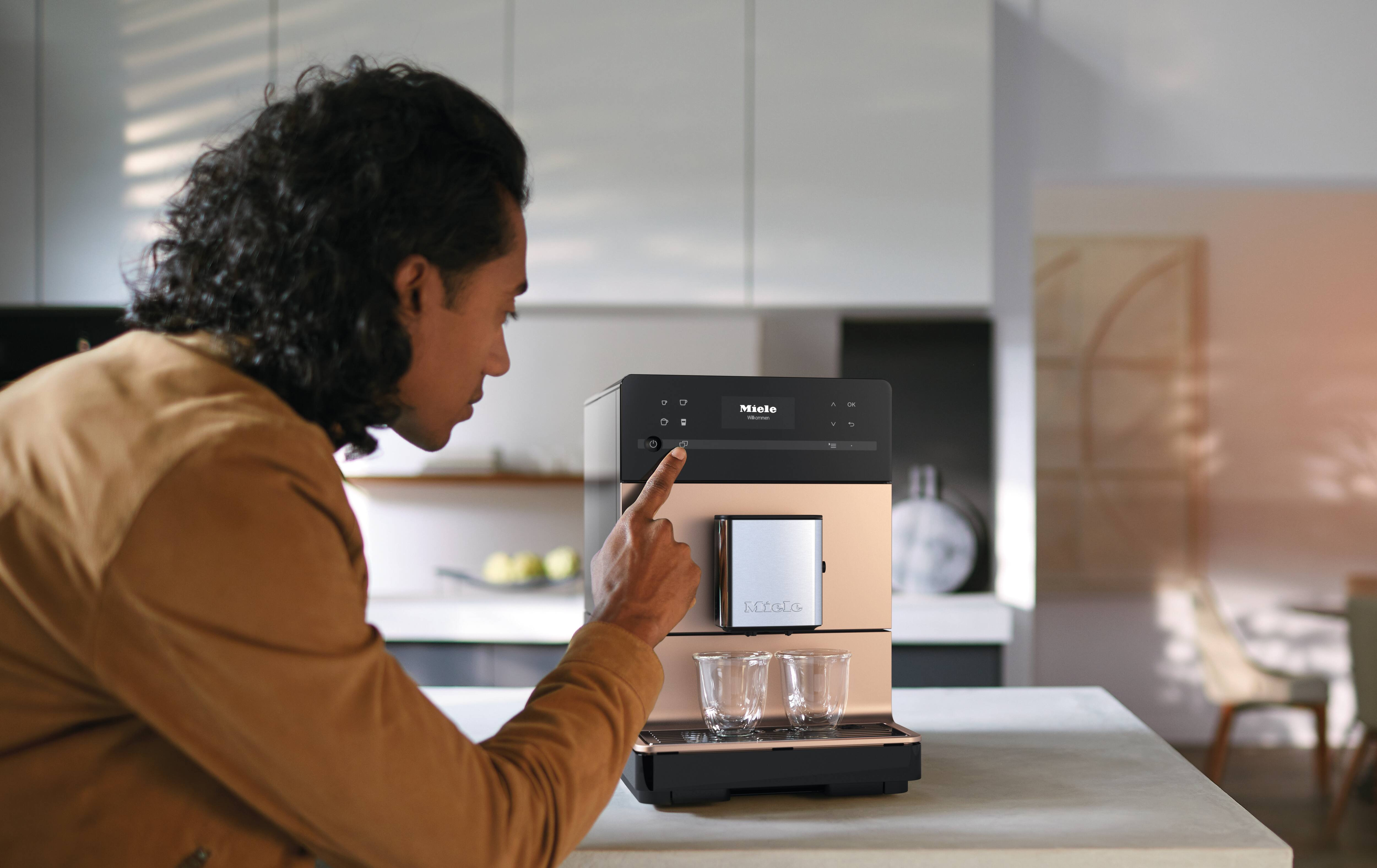 Miele CM5510 Rosegold PearlFinish koffiemachine
