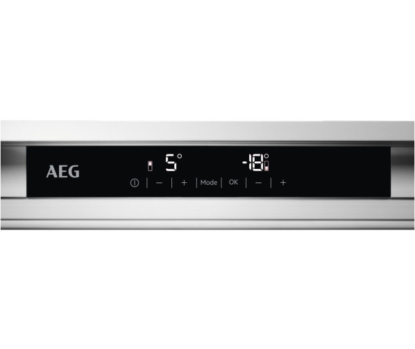 AEG SCE818E8MF inbouw koelkast - nofrost - nis 178 cm.