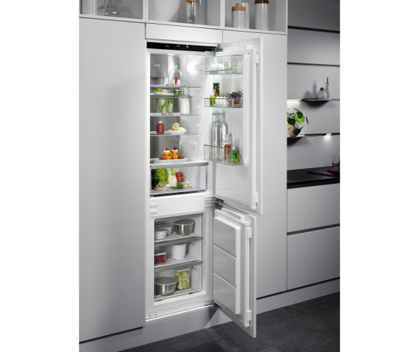 AEG SCE818E8MF inbouw koelkast - nofrost - nis 178 cm.
