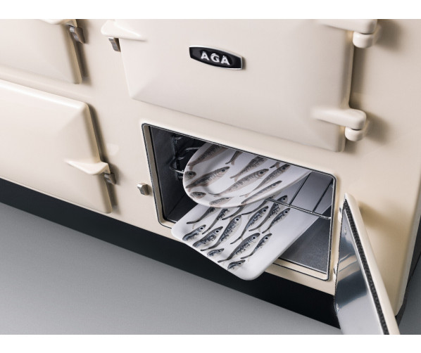Opberglade van AGA ER3 170 5-deurs fornuis ideaal voor AGA cookware en accessoires
