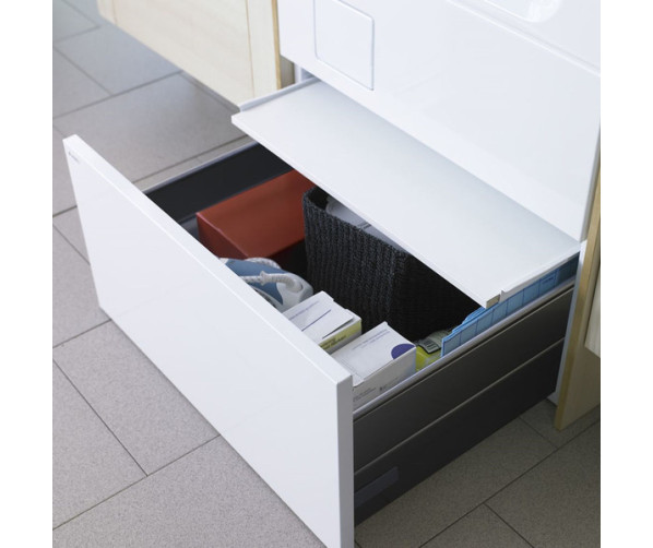 De Asko HPS5323W sokkel is ideaal als opbergruimte voor wasmiddel e.d.