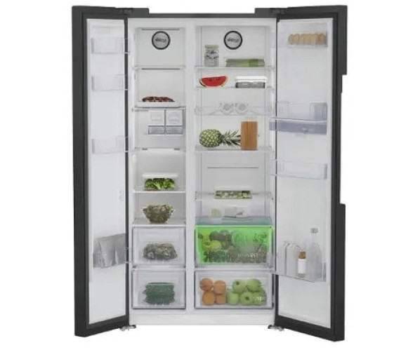 Interieur BEKO GN163241XBRN met overzichtelijke glasplanken