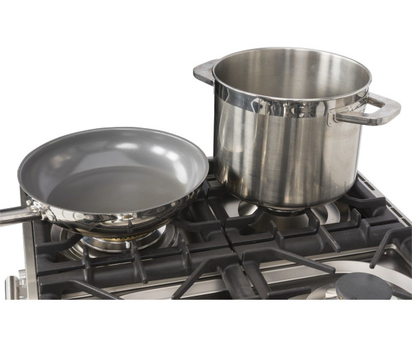 Uniek bij alle fornuizen van Boretti is de ruime branderafstand. Tussen de voorste en achter brander zit maar liefst 28 cm. hartafstand! Ideaal voor grote pannen.