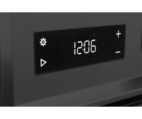 De Boretti ML9016GSAN heeft een digitale klok aan de linker zijde geplaatst