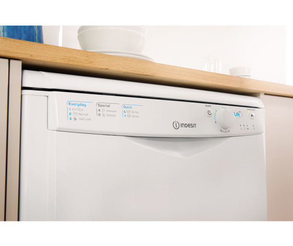Indesit DFG15B1AEU vaatwasser