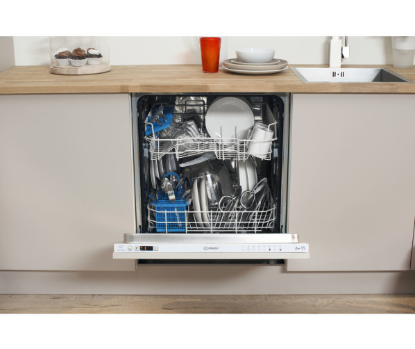 Indesit DIFP18B1AEU vaatwasser inbouw