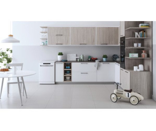 Indesit DFO 3T133 A F vaatwasser