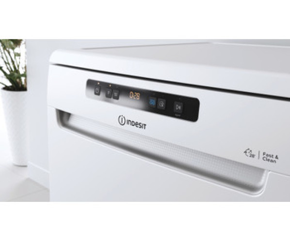Indesit DFO 3T133 A F vaatwasser