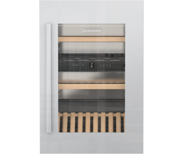 De Liebherr EWTdf1653-26 wijn koelkast heeft een rvs front met isolatieglas