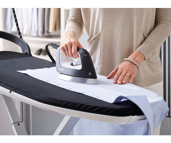 Miele PIB100 professionele strijkmachine