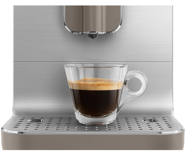 Smeg BCC01TPMEU volautomatische koffiemachine - mat taupe - retro jaren 50