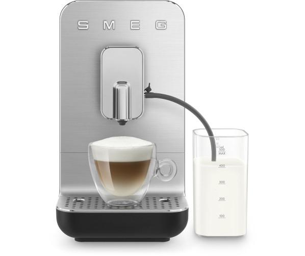 Smeg BCC13BLMEU espresso koffiemachine - zwart