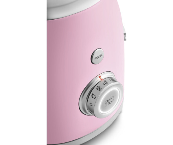Smeg BLF03PKEU blender