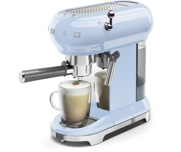 Smeg ECF01PBEU koffiemachine blauw
