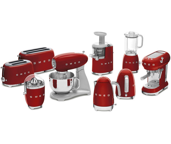 Smeg ECF01RDEU koffiemachine rood