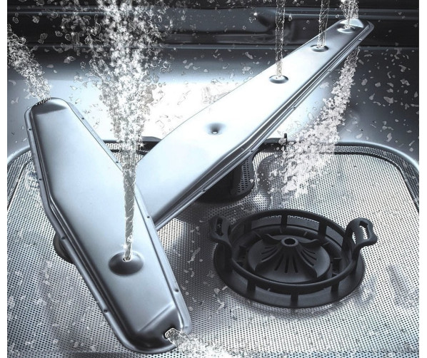 Het orbital sproeiarm systeem op de rvs bodem van de vaatwasser zorgt voor een nog beter wasresultaat