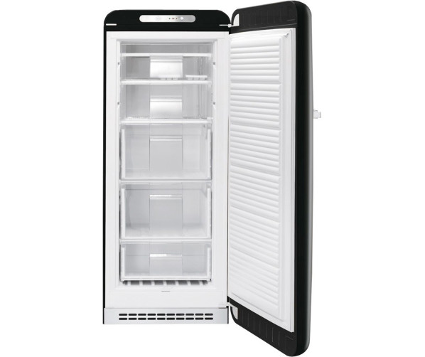De Smeg CVB20RNE1 met geopende deur, 5 vriesvakken