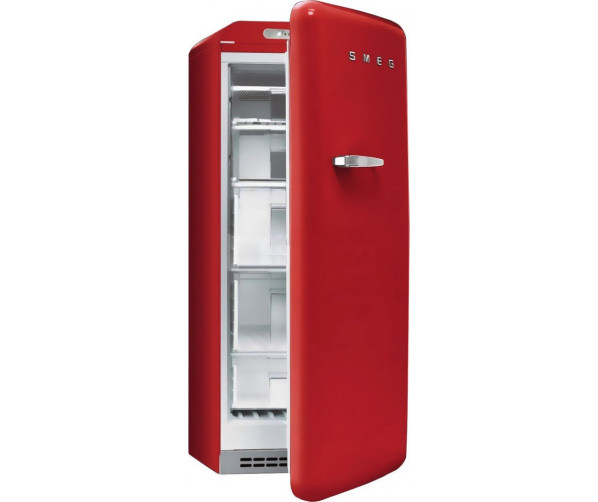 De Smeg CVB20RR1 met duidelijk herkenbare retro jaren'50 look