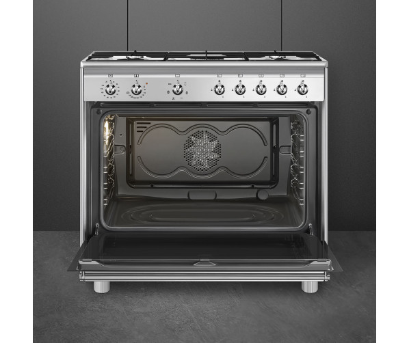 Multifunctionele oven SMEG CX91GMXNLK met 9 kookfuncties en halogeenverlichting