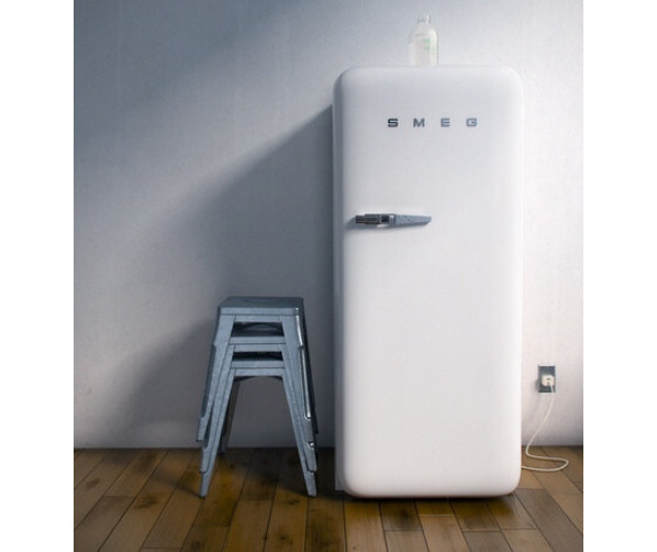 Het super gave design van de retro jaren'50 serie van SMEG wordt benadrukt door de kleur wit