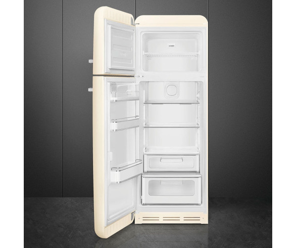 De nieuwe Smeg FAB30LCR5 heeft een sterk verbeterd interieur met een 0 graden zone onderin