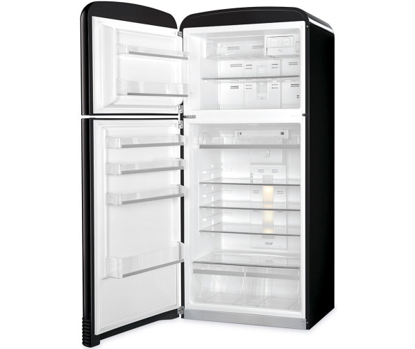 Het interieur van de Smeg FAB50LBL koelkast zwart
