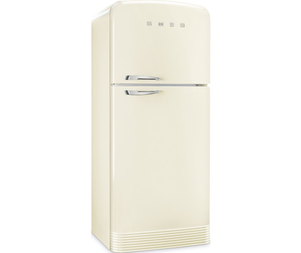 De Smeg FAB50RCR5 koelkast crème is door de ronde hoeken en chromen details een echte retrokast