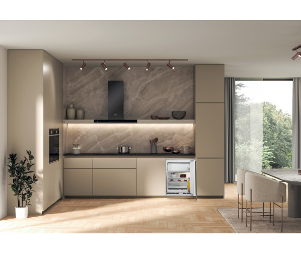 Whirlpool WBUF011 onderbouw koelkast -