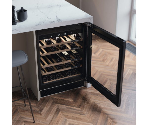 Atag KU8571K1C onderbouw wijnkoelkast - zwart glas