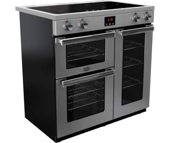 Dit roestvrijstalen Belling fornuis is uitgevoerd met drie ovens.
