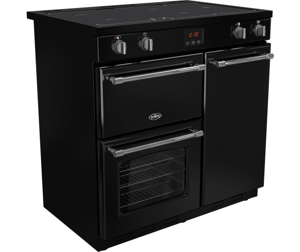 De Farmhouse 90 EI Black is uitgevoerd met drie verschillende ovens waaronder een longdoor oven aan rechter zijde