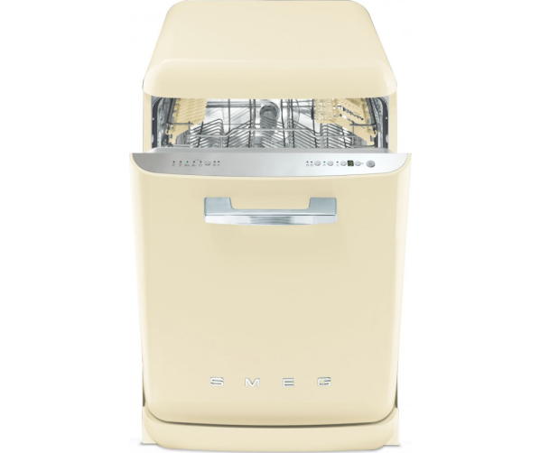 SMEG vaatwasser BLV2P2 met geopende deur