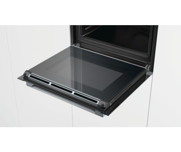 De Bosch HBG675BS1 heeft een zelfreinigende pyrolyse functie waardoor de ovendeur niet te heet mag worden