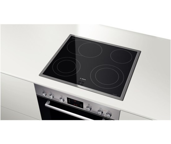 De Bosch NKH645G17M keramische kookplaat is te combineren met de Bosch HEG33U350 oven