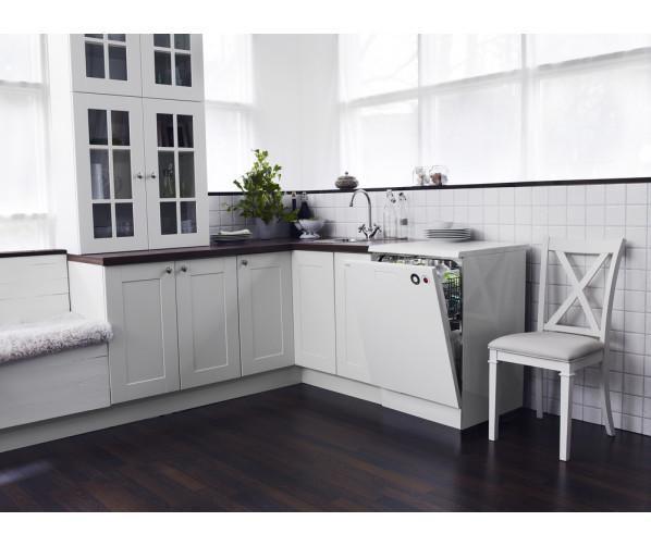 De Asko D5434 XL wit vrijstaande vaatwasser is door het nieuwe strakke design perfect te combineren in iedere keuken