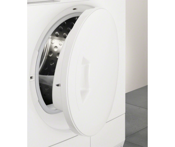 De ronde deur en het design van de droger past perfect bij de serie wasautomaten van electrolux
