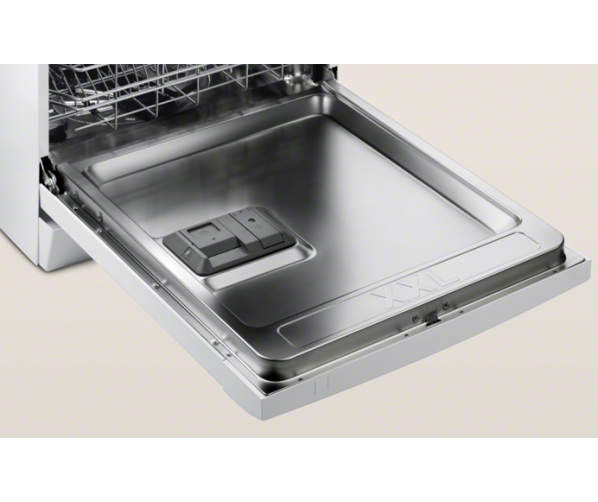 De binnenzijde van de deur van de Electrolux ESL7220RO inbouw vaatwasser