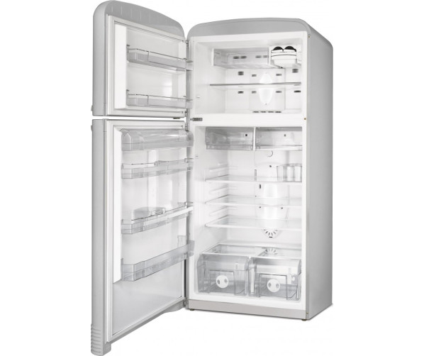 Het interieur van de Smeg FAB50XS is overzichtelijk en flexibel indeelbaar