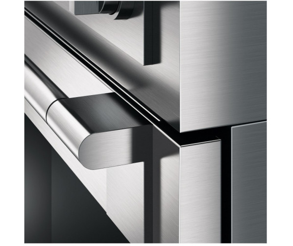 De Fulgor milano FF36GG heeft een super strak design met grote knoppen en robuuste greep