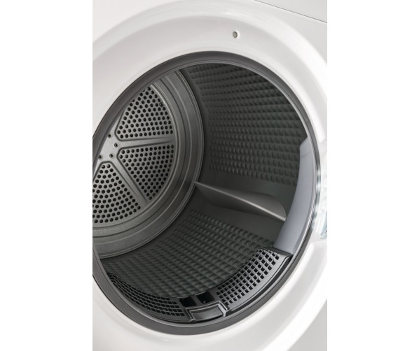 De Indesit YT CM08 7B EU droger condens heeft een grote vulopening