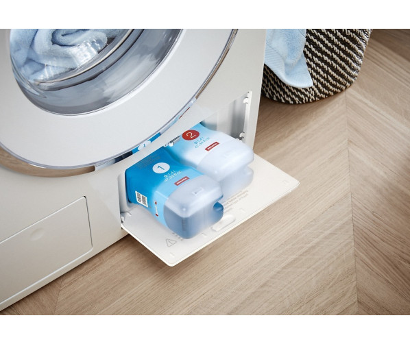 De TwinDos flessen in de Miele WCR870WPS wasmachine voor een optimaal en zuinig resultaat
