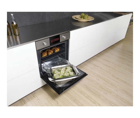 De SAMSUNG inbouw oven NV9785BJPSR wordt geleverd met lagedruk stoomschaal