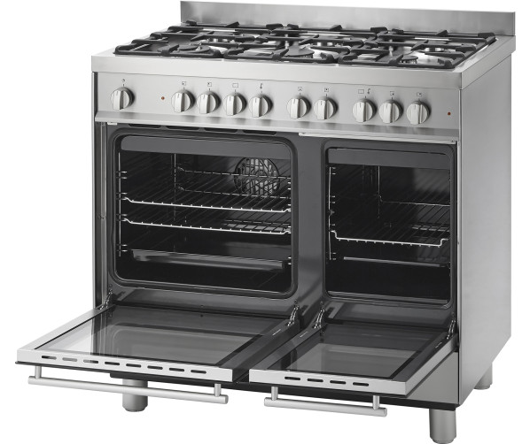 De Pelgrim NF942RVSA afgebeeld met dubbele geopende oven
