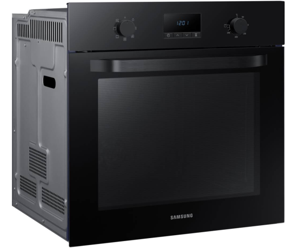 De Samsung NV70K1340BB heeft een eenvoudige bediening met twee knoppen: 1 voor het instellen van de functie en 1 voor het kiezen van de temperatuur