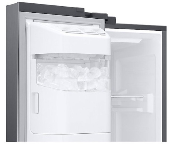 De icemaker bevindt zich aan de binnenzijde van de vriesdeur