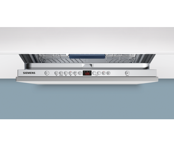 Het bedieningspaneel van de Siemens SX76P030EU bevindt zich bovenop de deur