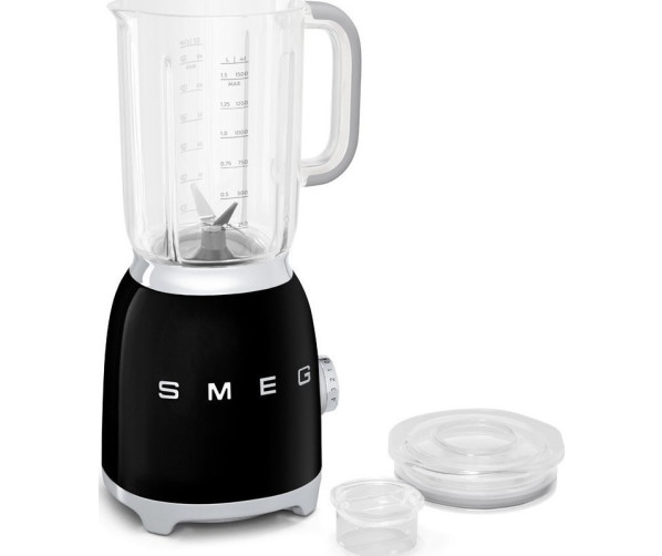 De Smeg BLF01BLEU blender zwart is voorzien van 4 snelheidsniveaus