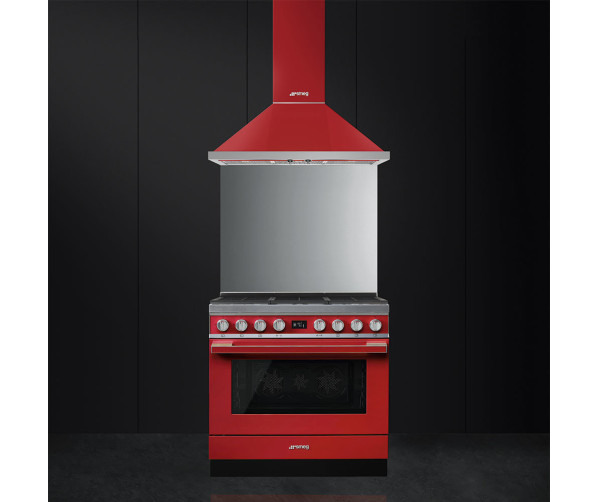 De Smeg KPF9RD is goed te combineren met het Smeg CPF9GMWH fornuis