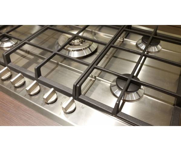 Foto van de Smeg P272XGHNLK