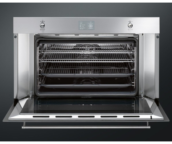 De binnenzijde van de Smeg SFP3900X inbouw oven
